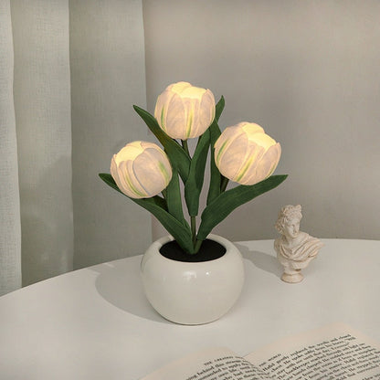 Künstliche Tulpenlampe in weißem Keramiktopf, dekorative LED-Blumenleuchte, Tischdekoration.