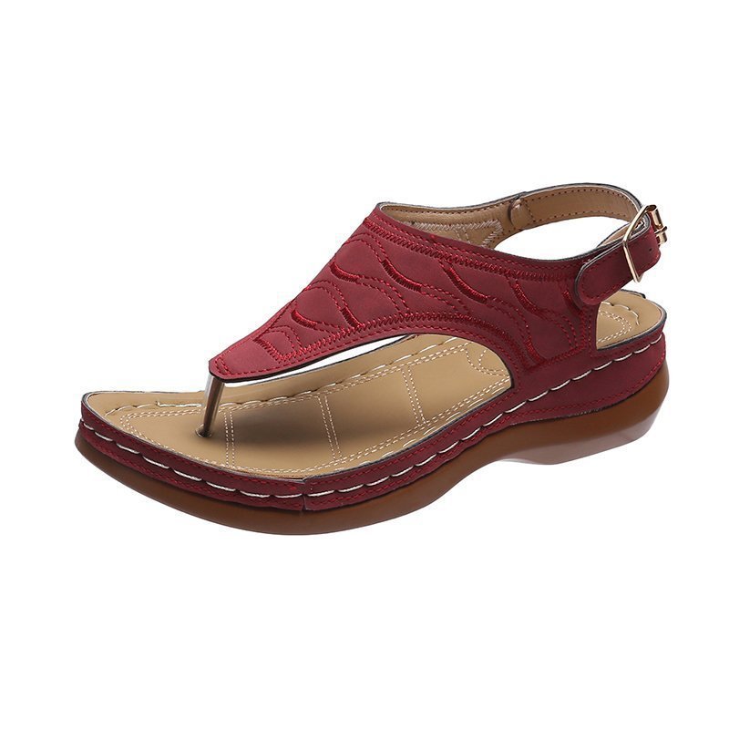 Rote Damen-Sandale, Leder, Zehentrenner, bequeme Sohle, Sommerschuh, modisch.