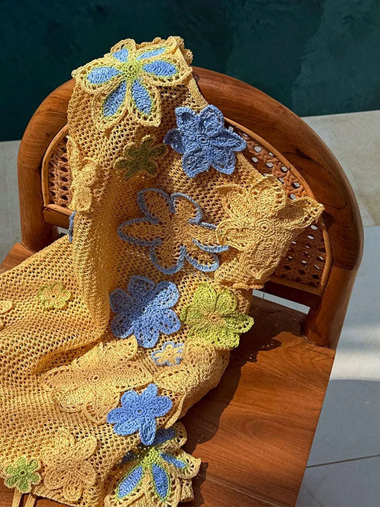 Gult virkat sommarklänning med blommotiv för damer – Nari