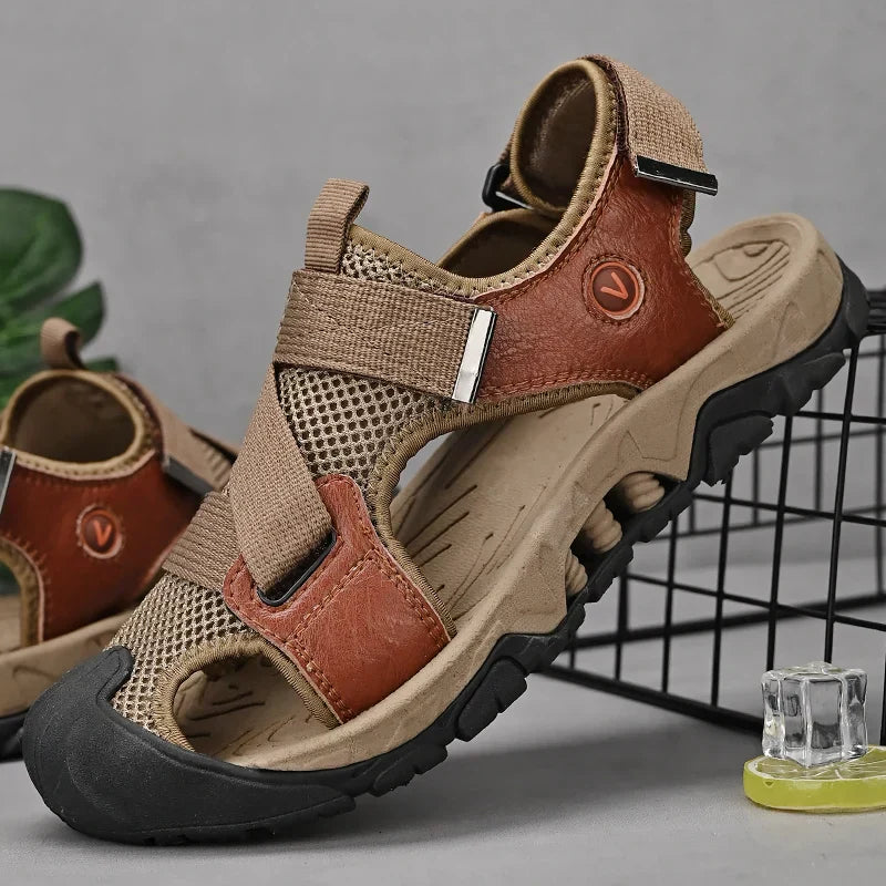 Khakifärgade herrsandaler i läder i romersk stil för sommar och fritid – Cassian