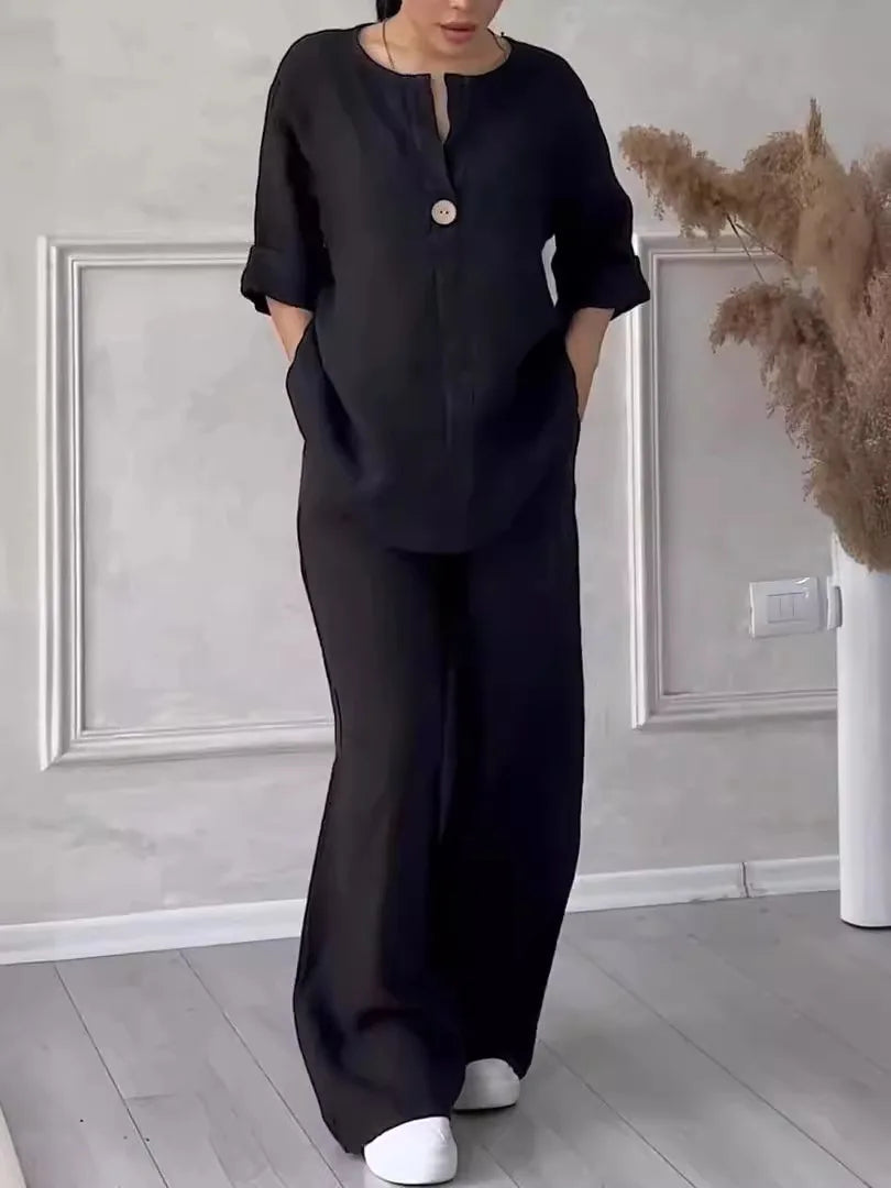Höstligt och stilrent set med blus och vida byxor i linne – Melina