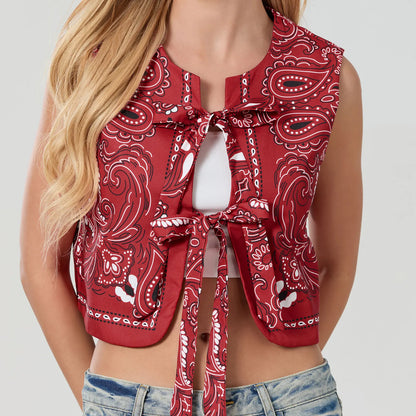 Y2K röd bandana-omlottopp trendig croppad streetwear-överdel - Liora