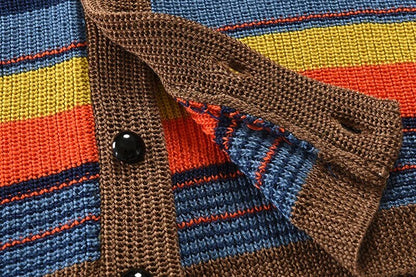 Herrcardigan i stickat med colourblock och geometriskt mönster – Leandro