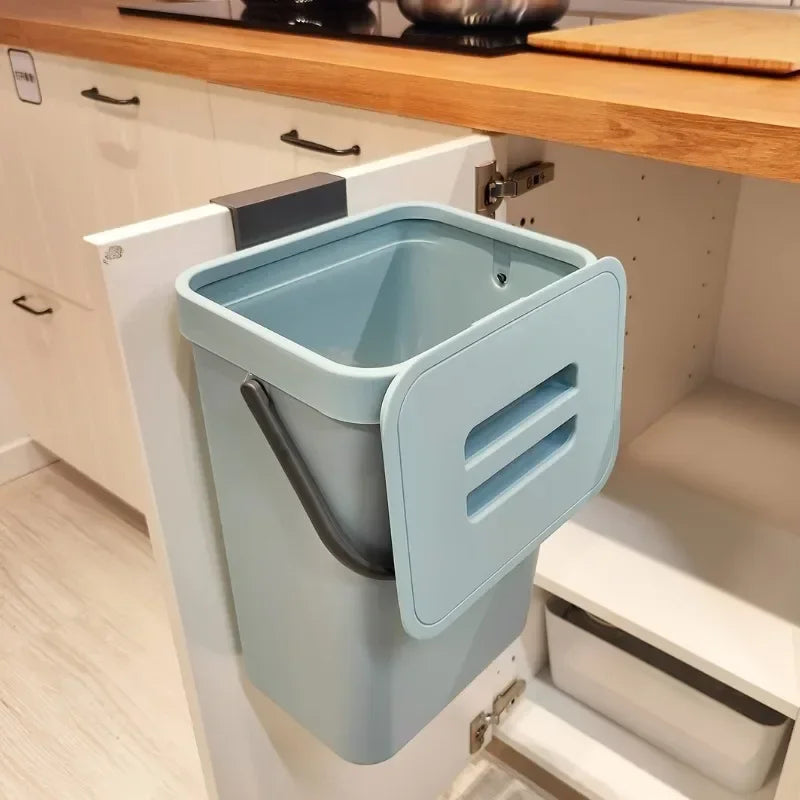 Tystslutande förseglad soptunna 3/5 l – Nova (1+1 GRATIS)