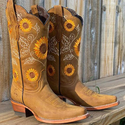 Braune Cowboy-Stiefel mit Sonnenblumenstickerei, Leder, Damenmode, Westernstil.