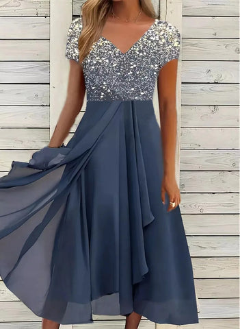 Luftig sommarklänning med glamorös look – Soraya