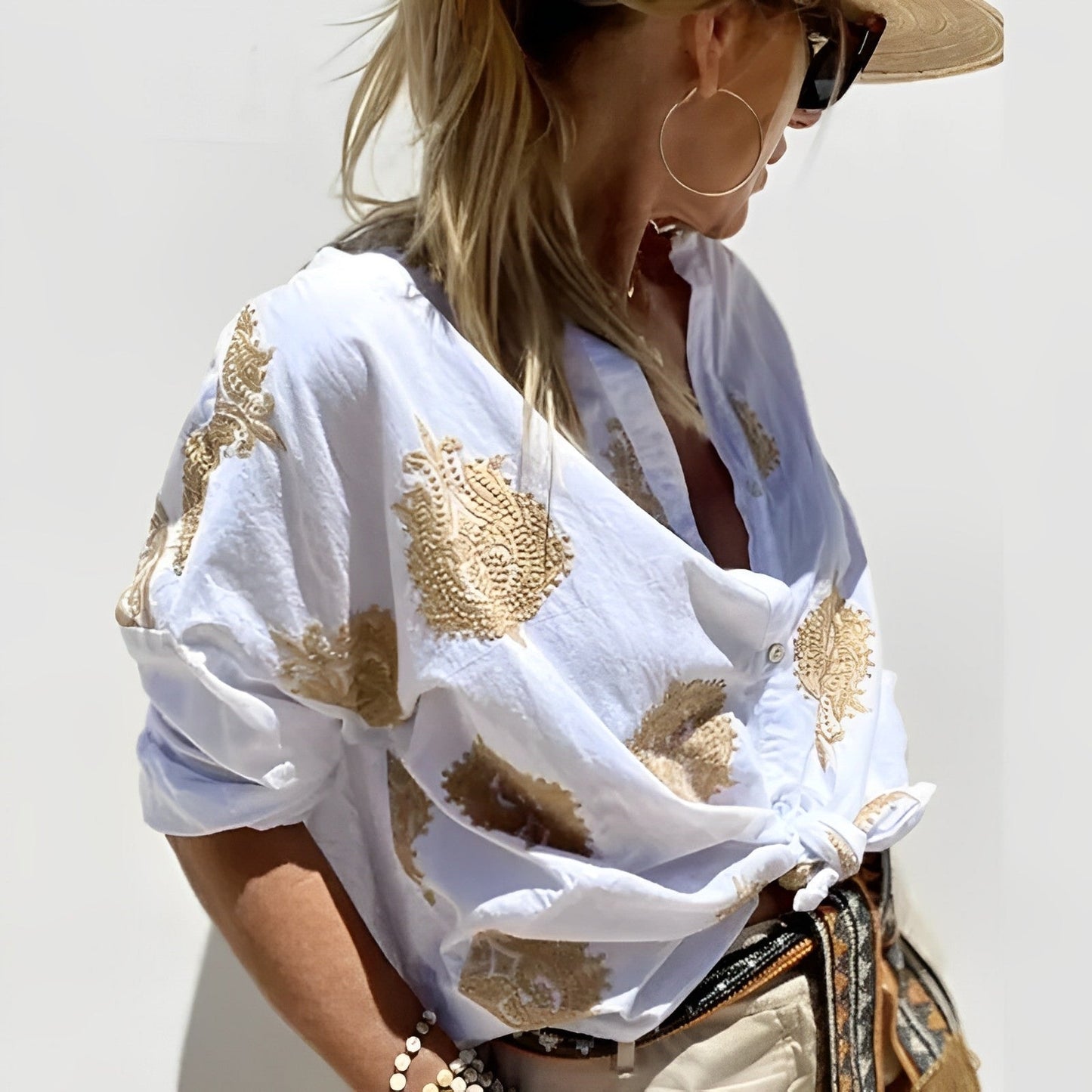 Trendig och snygg damblus – Isabelle