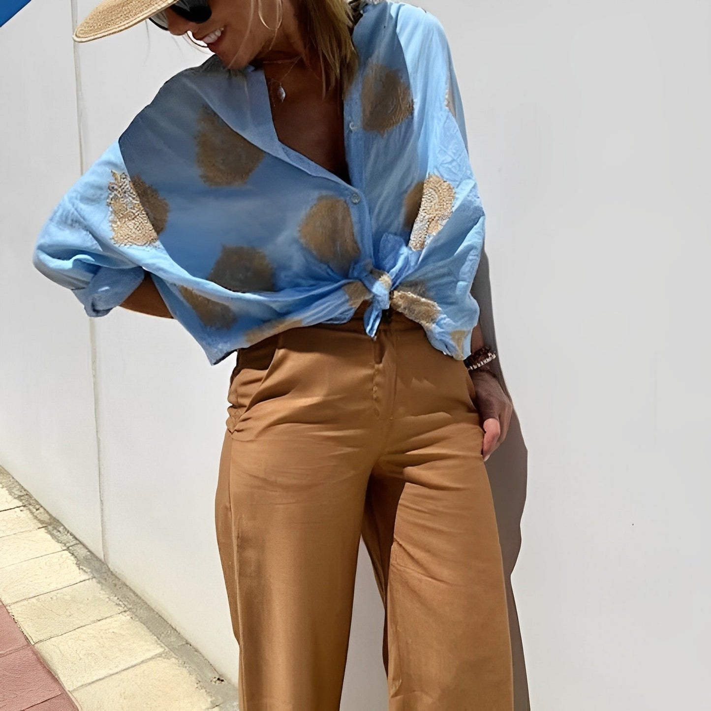 Trendig och snygg damblus – Isabelle