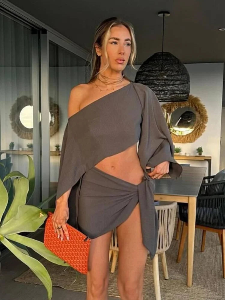 Damernas sommaroutfit – Elara