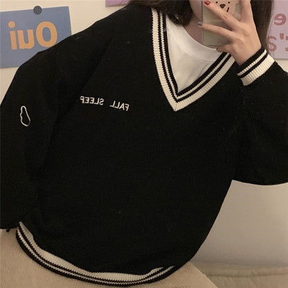 Schwarzer V-Ausschnitt Pullover mit weißem Rand, "FALL SLEEP" Stickerei, Unisex-Mode.
