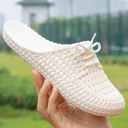 Luftiga damoutdoorloafers med öppet tåparti – Linaya