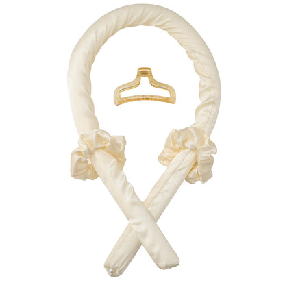 Seidenes Haarband-Set in Creme mit Haarklammer, ideal für stilvolle Frisuren und Haarpflege.
