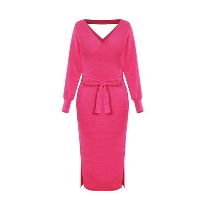 Rosa Strickkleid mit V-Ausschnitt und Gürtel, langärmelig, elegantes Damenmode-Outfit