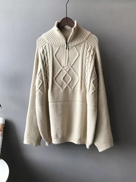 Beiger Strickpullover mit Reißverschluss, Zopfmuster, Herrenmode, Winterkleidung, Baumwolle.