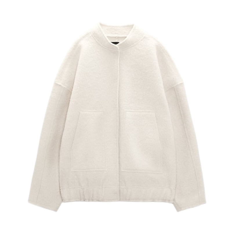 Weiße Damenjacke aus Wolle, minimalistisch, mit Taschen, modisch, Herbstbekleidung.