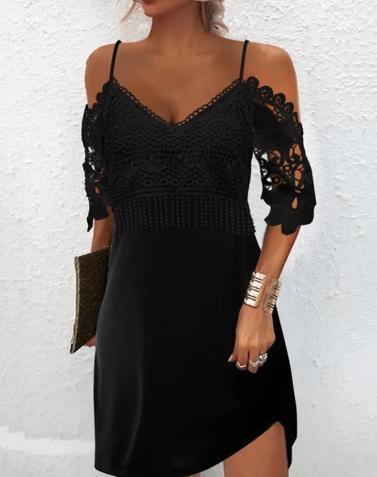 Schwarzes Spitzenkleid Damen, schulterfrei, elegant, Abendmode, Sommerkleid, Party-Outfit.
