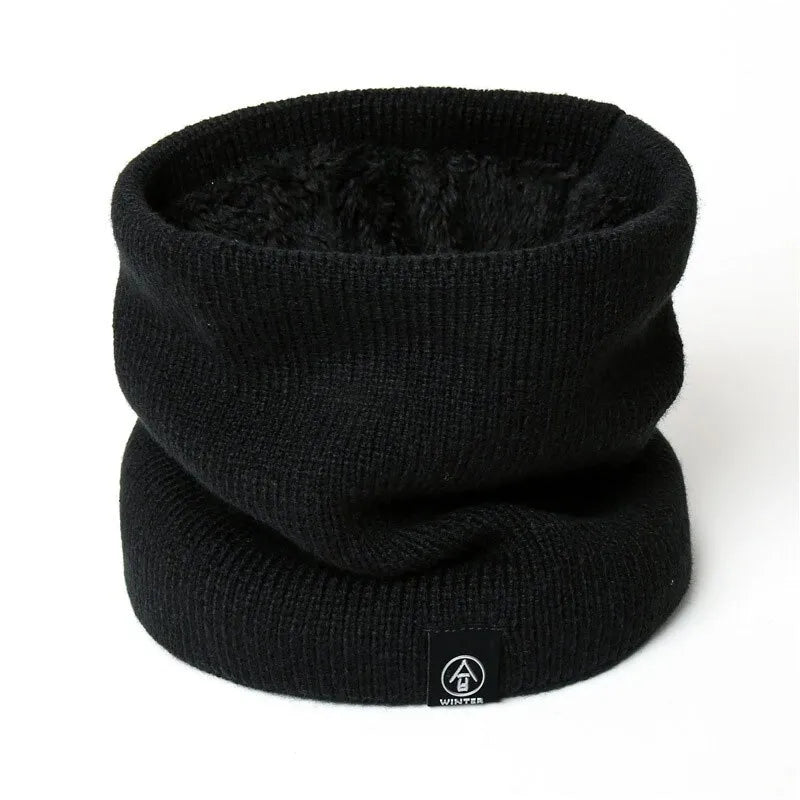 Schwarzer Strickschal, warm, weich, Winteraccessoire, Unisex, modisch, bequem, vielseitig.