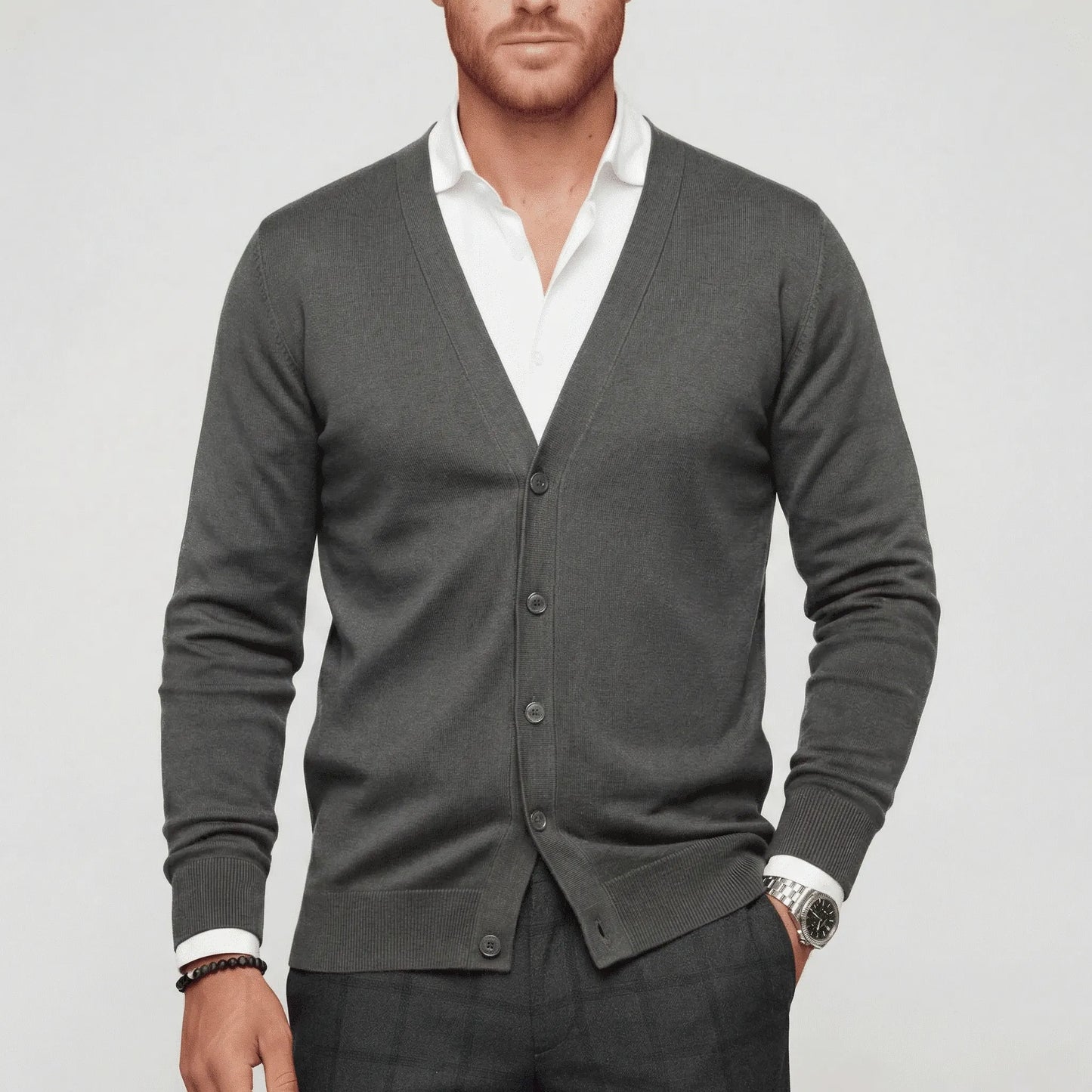 Schmal Geschnittene Strickjacke Mit Langen Ärmeln - Devin