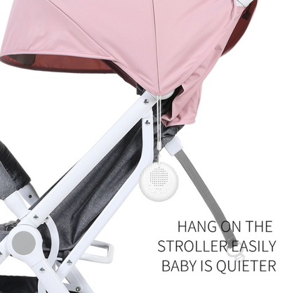 Rosa Kinderwagen mit weißem Lautsprecher, ideal für Babys, leise, einfach anzubringen.