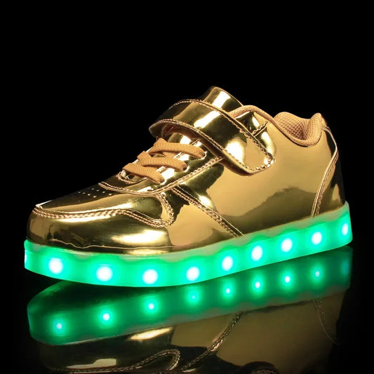 Barn-LED-sneakers med färgskiftande ljuseffekt när man går