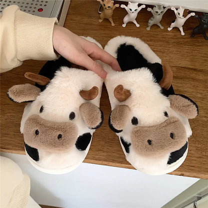 Plyschtofflor med ko‑mönster – PlushCow