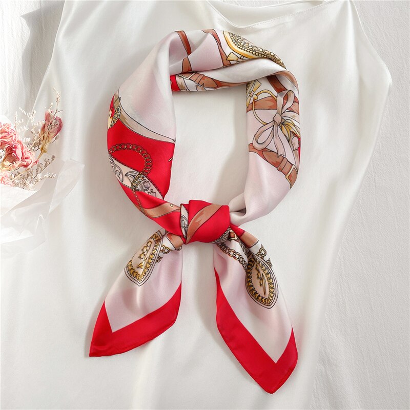 Seidenschal Damen, rot-weiß, mit Muster, elegant, modisch, Accessoire, Geschenkidee.