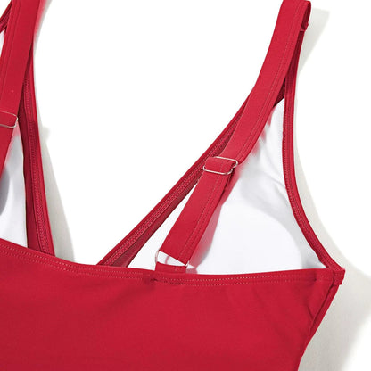 Baddräkt med justerbara axelremmar och smickrande skärning – Leona