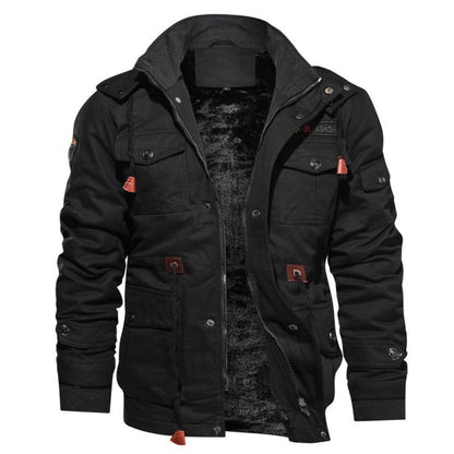 Schwarze Herren-Winterjacke, warm gefüttert, mit Kapuze und Reißverschluss, modisches Design.