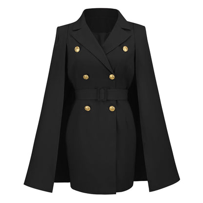 Schwarzer Damen-Cape-Blazer mit goldenen Knöpfen, elegantes Design, modische Oberbekleidung.