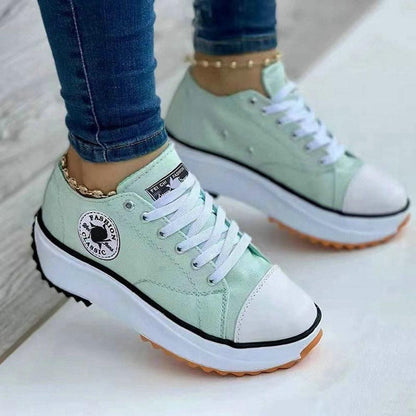 Damen Sneaker mintgrün, Plateau, Schnürsenkel, Gummisohle, lässig, modisch, bequem.