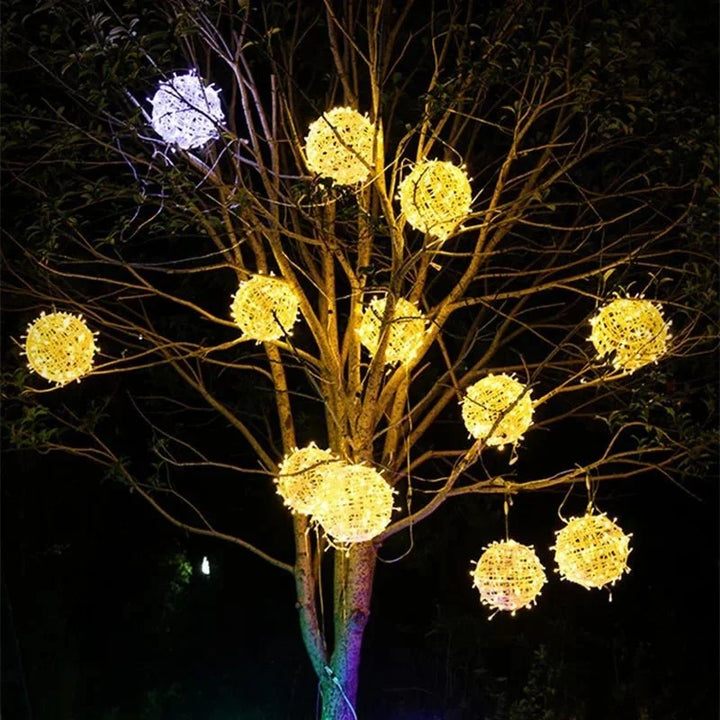 Stämningsfull LED-ljusboll för inomhus och utomhus – Orbola