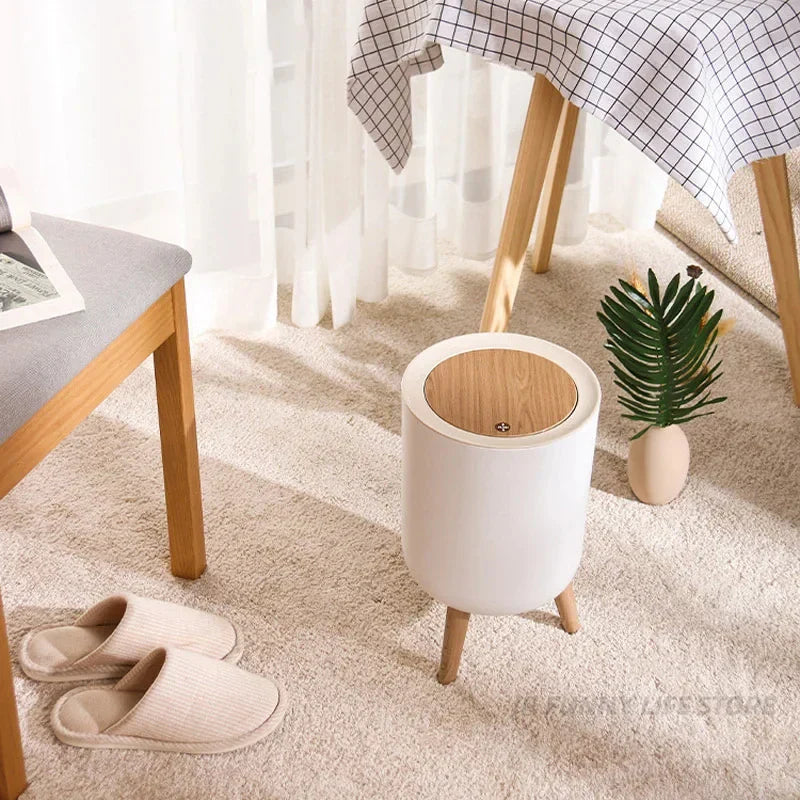 Soptunna med träfot och trycklock – EcoBin