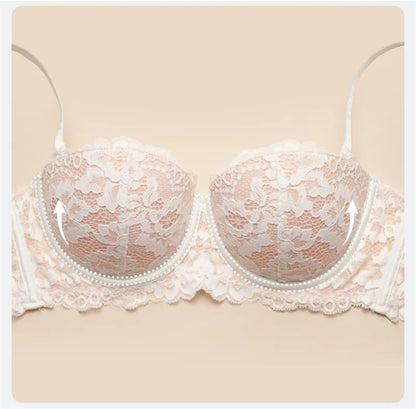 Spitzen-BH in Beige mit Perlendetails, Push-up, Damenunterwäsche, elegant, verstellbare Träger.