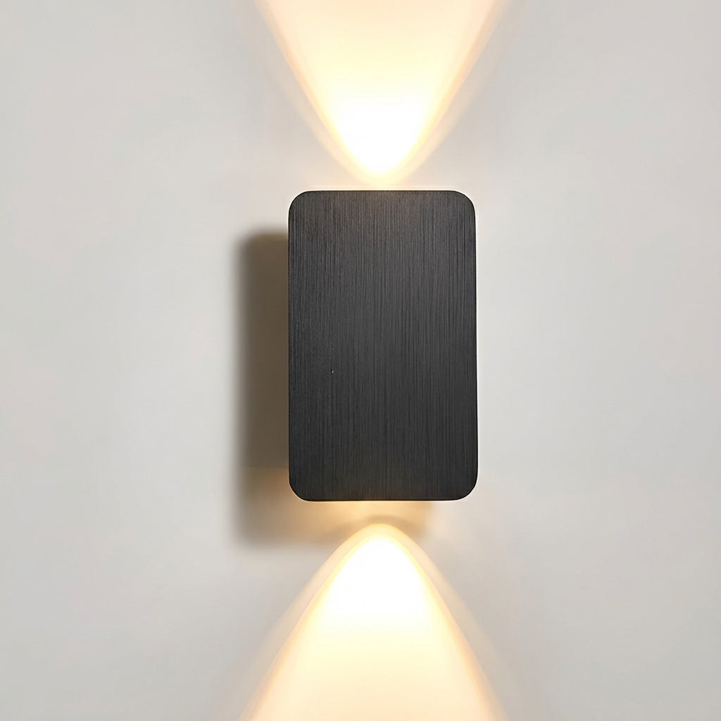 Sleek Rectangular Wall Sconce - Scandara