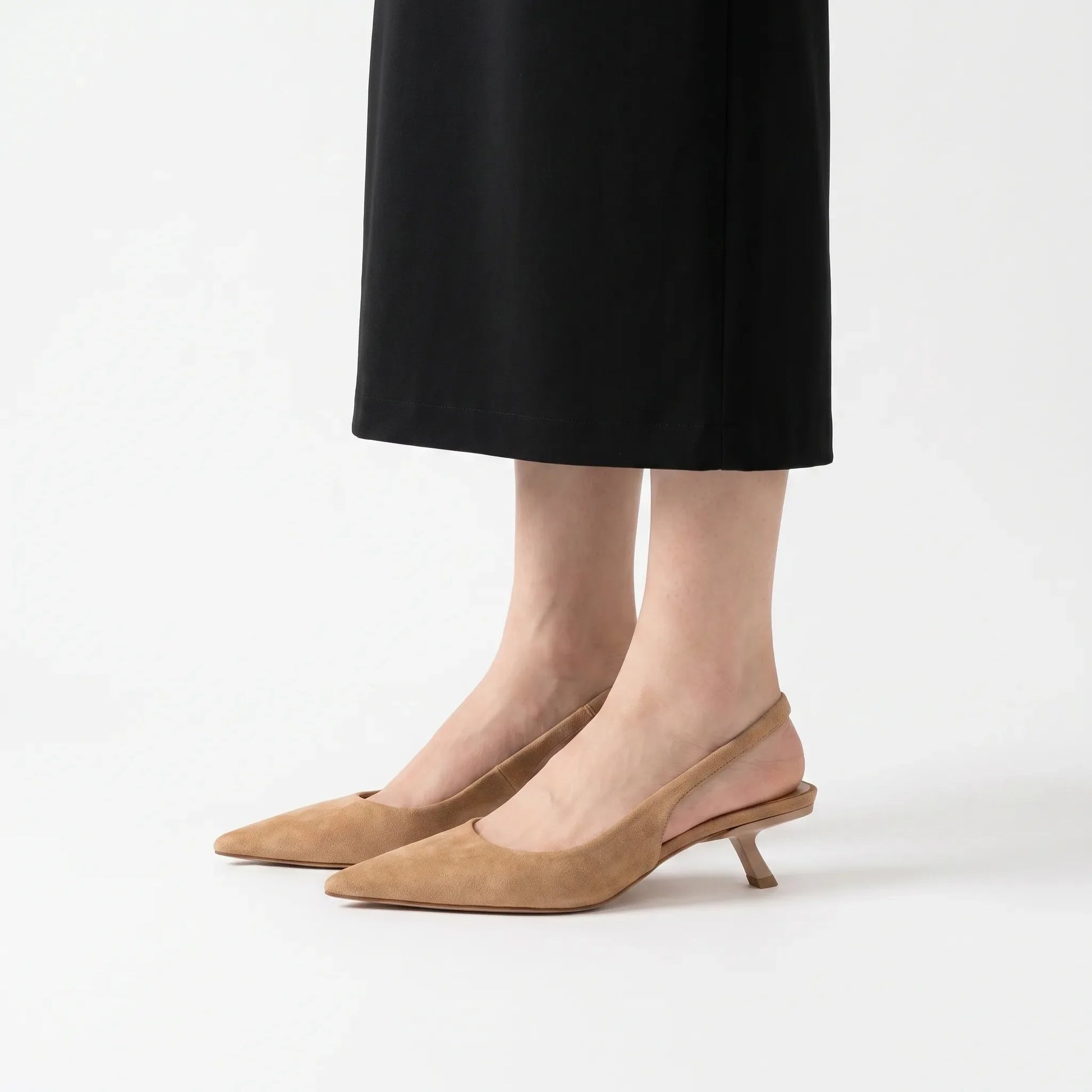 Slingback Sandaler Med Spetsig Tå Och Låg Klack - Carrie