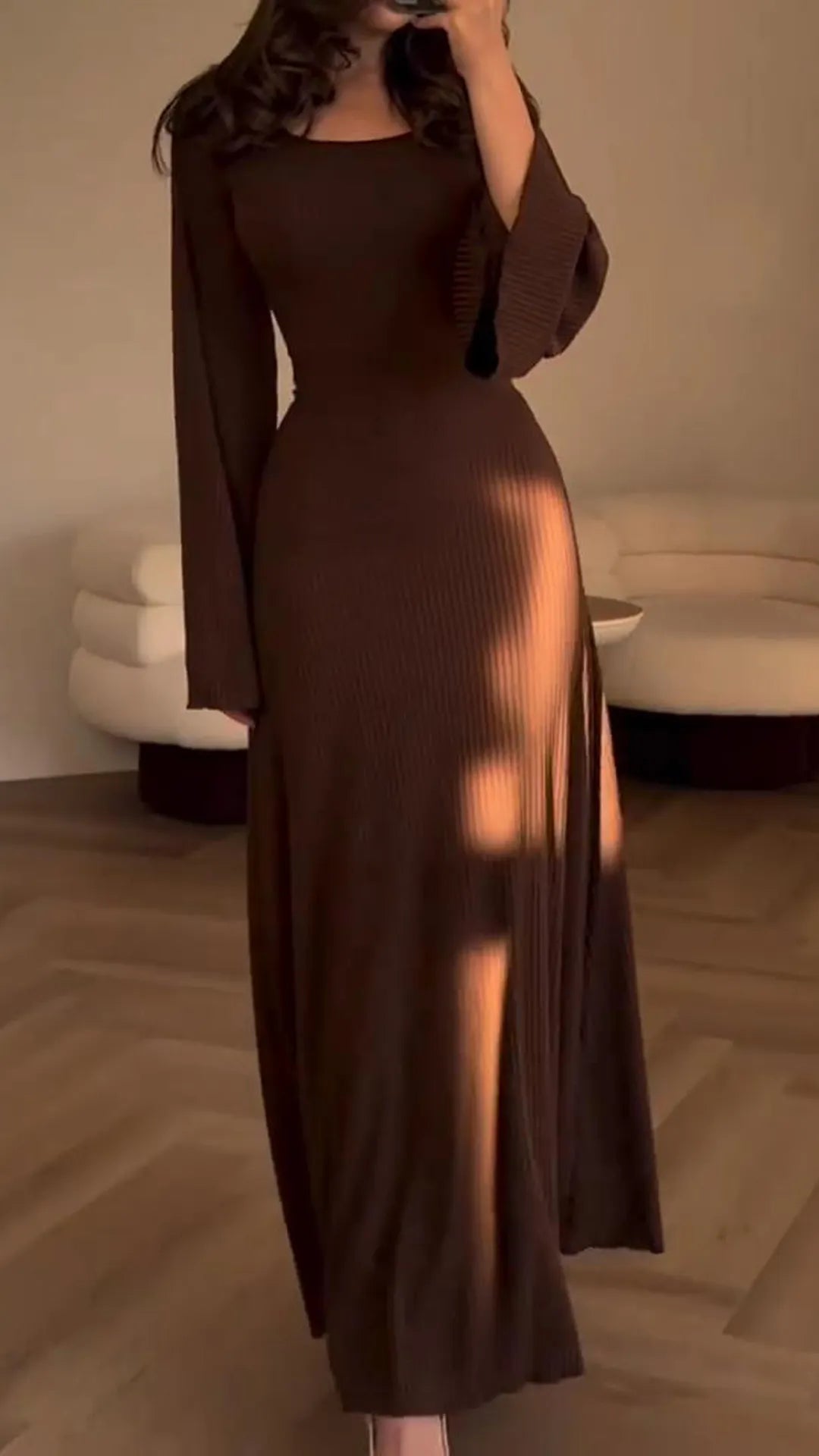 Elegant bodycon maxiklänning med snörning – Höstunder är Valencia