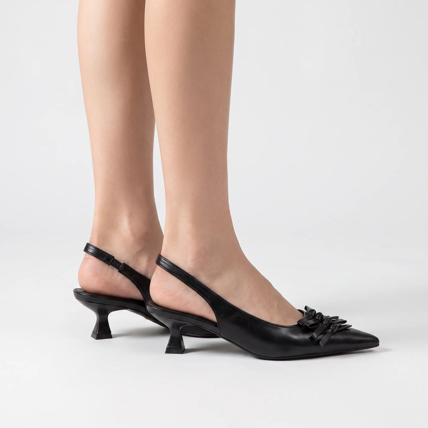 Spetsiga Slingback-Skor Med Låg Klack - Kristina