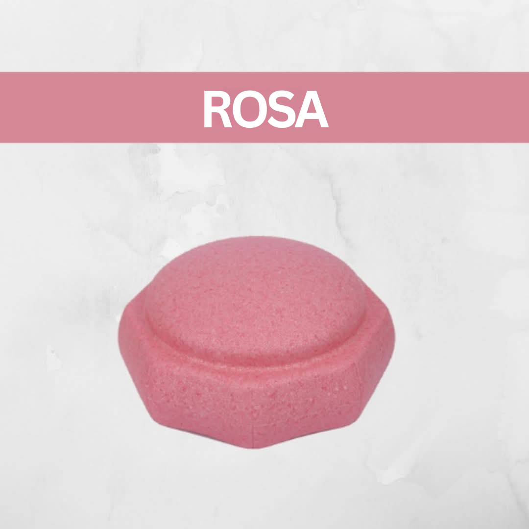 Rosa Duschbombe, handgefertigt, vegan, natürliche Inhaltsstoffe, entspannend, umweltfreundlich.