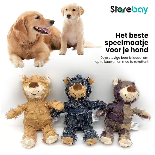 Drei zerrissene Plüschbären für Hunde, beige, blau, braun, robustes Kauspielzeug.