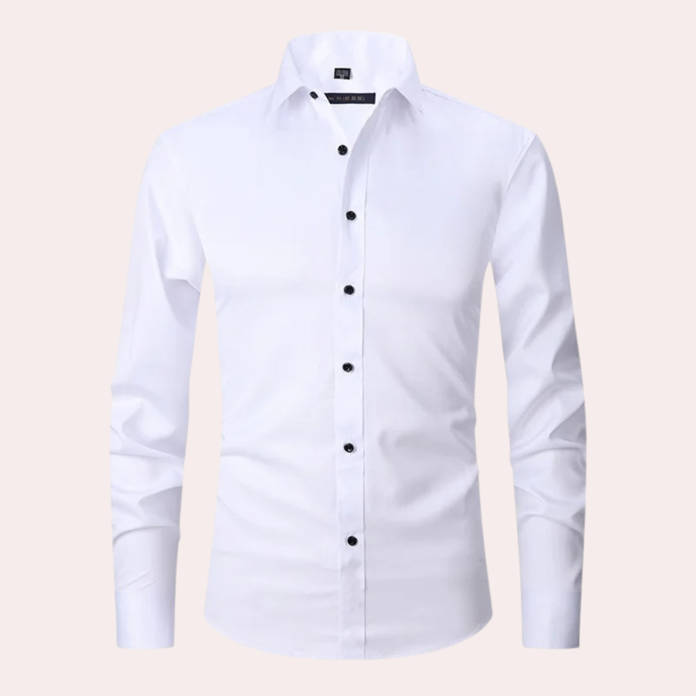Weißes Herrenhemd, Stretch, langärmelig, schwarze Knöpfe, elegantes Design.