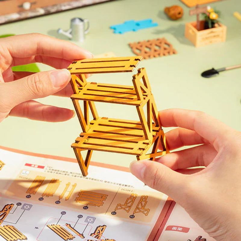 Miniatyr DIY trädgårdshus byggsats – BloomHaus