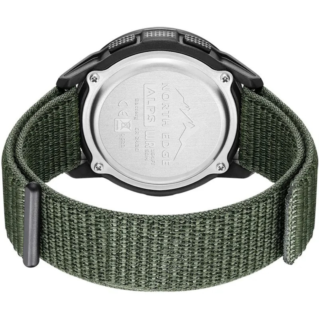 Rückseite einer ultraleichten Carbon-Faser-Uhr mit grünem Nylonarmband, robustes Design.