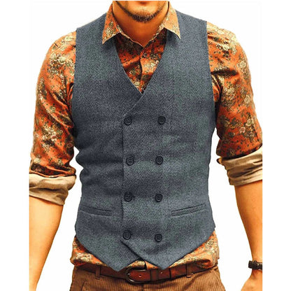 Mann in grauer Tweed-Weste und gemustertem Hemd, modische Herrenbekleidung.