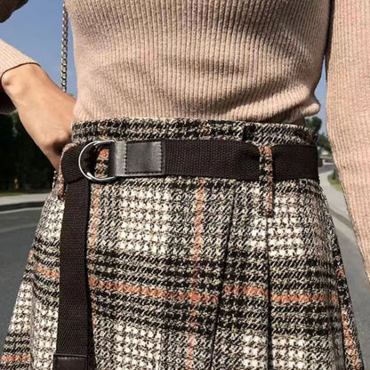 Damenrock kariert, braun-beige, mit Gürtel, Herbstmode, eleganter Look, Wollmischung.