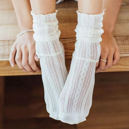Weiße Spitzenstrümpfe Damen, elegant, modisch, weiches Material, ideal für besondere Anlässe.
