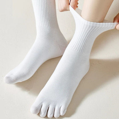 Weiße Zehensocken aus Baumwolle, atmungsaktiv, bequem, für Damen und Herren.