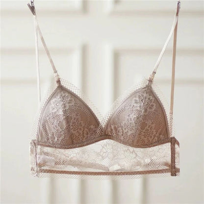 Spitzen-BH in Beige, Damenunterwäsche, verstellbare Träger, elegantes Design, Dessous.