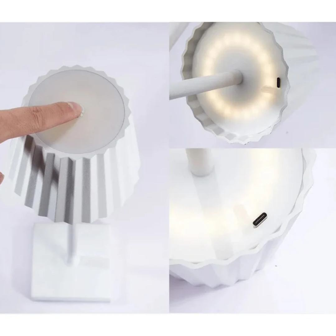 Weiße LED-Tischlampe mit Touch-Bedienung, USB-Anschluss, modernes Design.