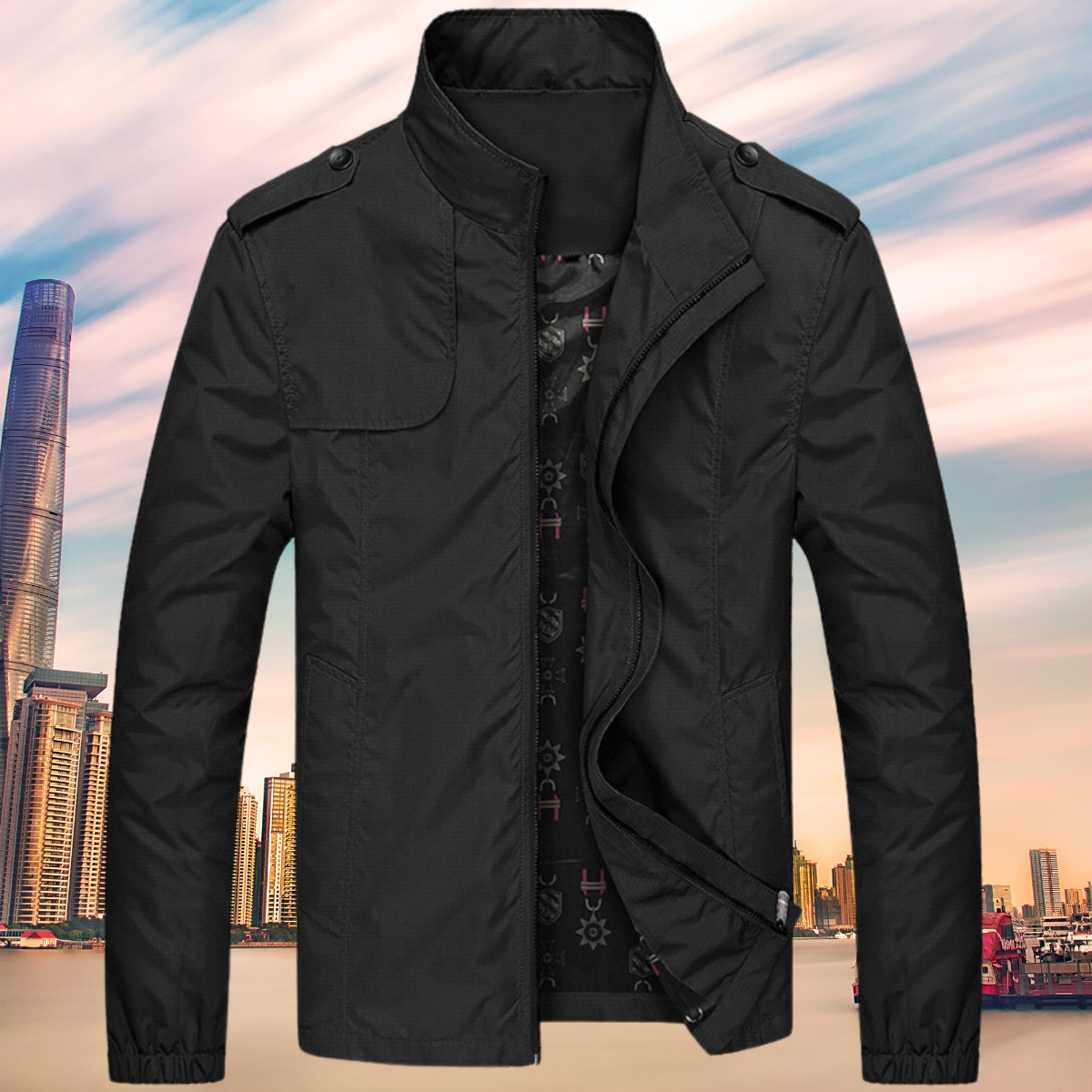 Schwarze Herrenjacke, wasserabweisend, mit Stehkragen, ideal für Herbstmode, urbaner Stil.