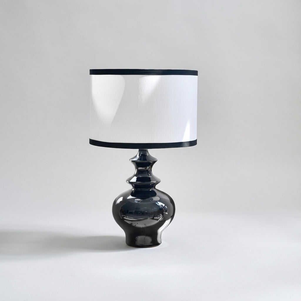 Vintage Inspired Table Lamp -  Glarion